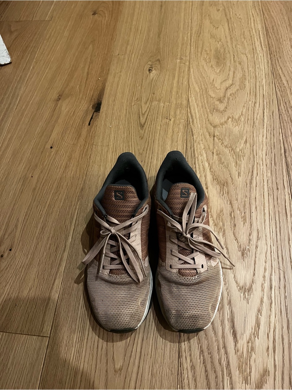Salomon Outbound Prism hiking shoes